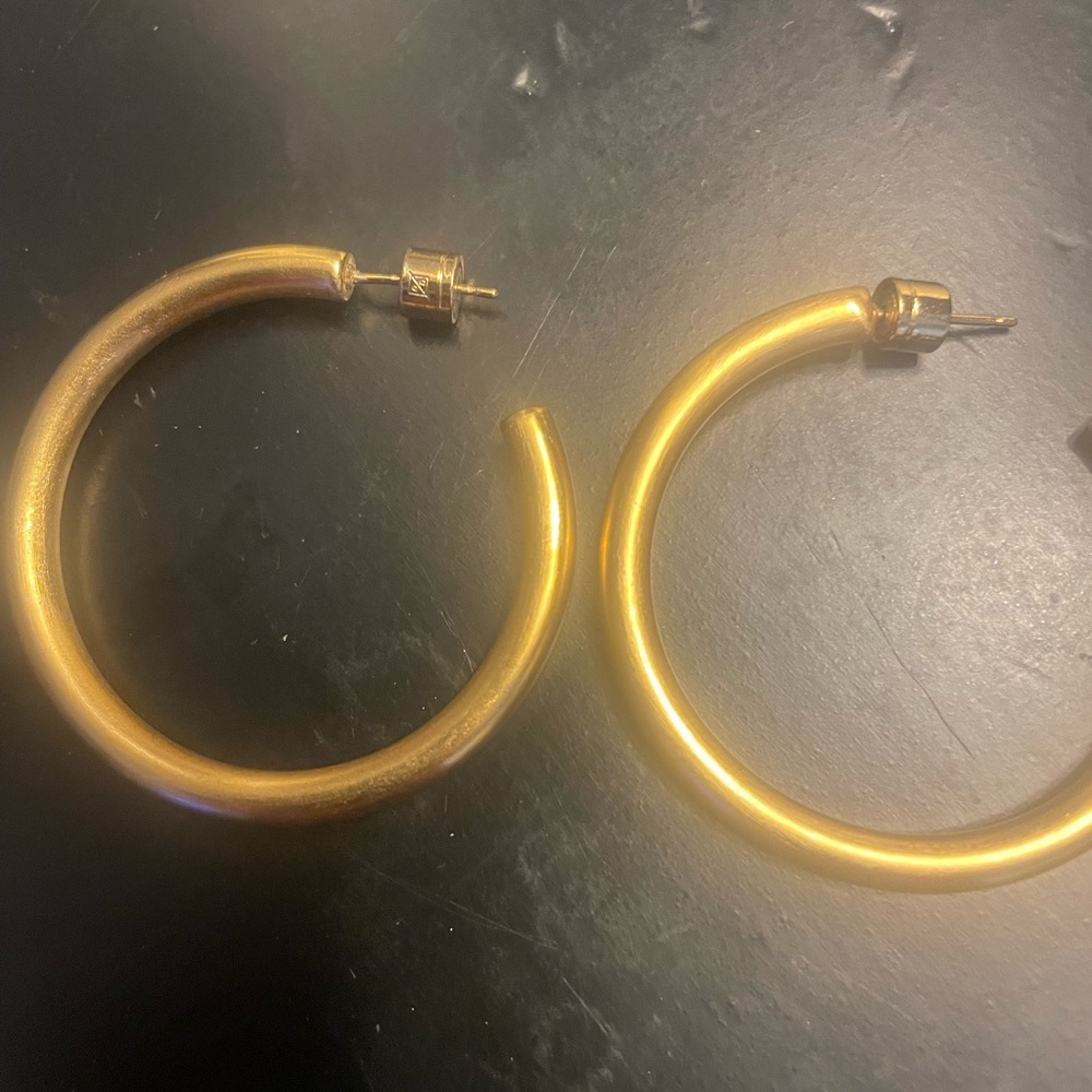 Dean Davidson midi hoop earrings!